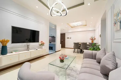 Apartamento de tres dormitorios con vistas — Rivergate Residence Free Pool